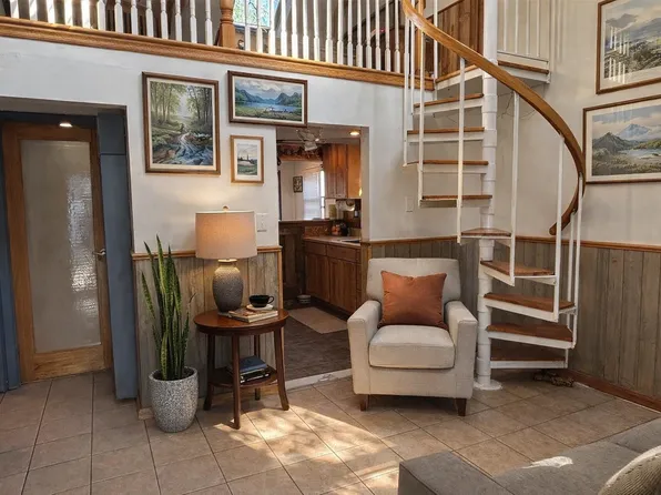 1529 Carl Ave, Holbrook, NY 11741