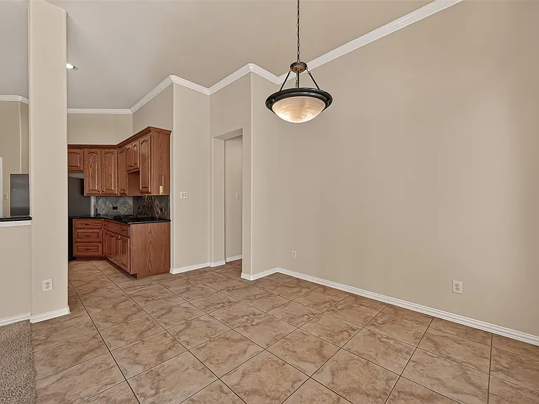 23103 Sandsage Ln — Photo 16