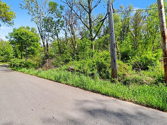 4th image of 7966 Dianne Dr