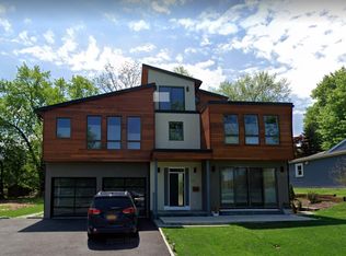 82 Belden Ave, Dobbs Ferry, NY 10522