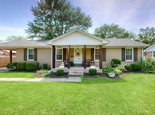 810 Guthrie Dr, Murray, KY 42071