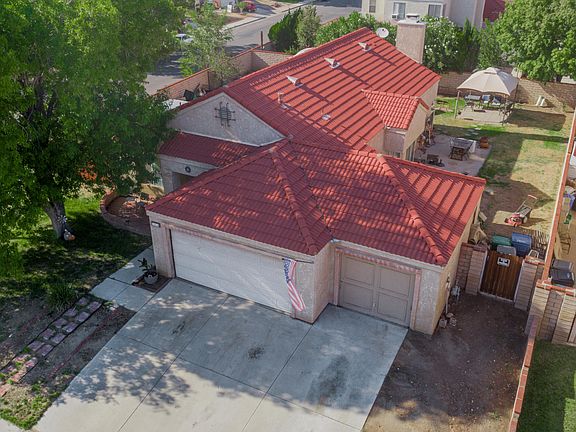 3rd image of 4205 Nashville Ave