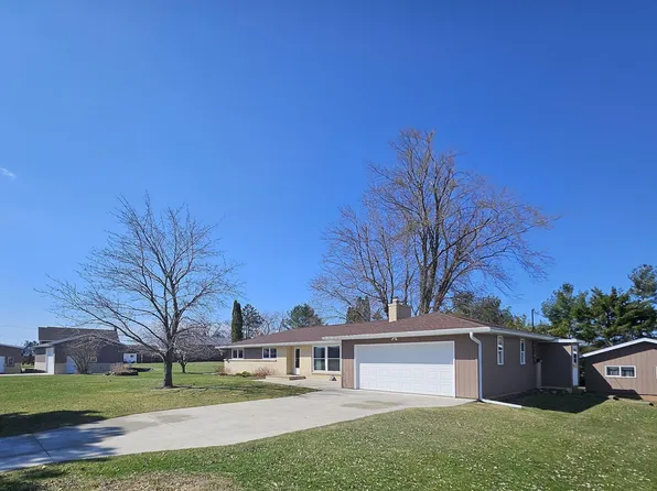 3327 County Road C, Oconto Falls, WI 54154