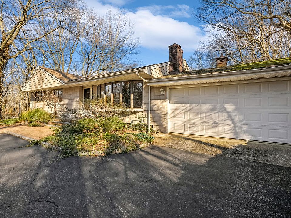 54 Alpine Way, Huntington Station, NY 11746 Zillow