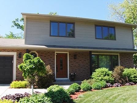 1st image of 105 Knoll Cir E