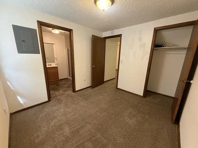418 Mulberry Dr — Photo 16