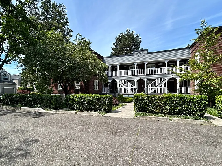 Dover Apartments — Photo 2