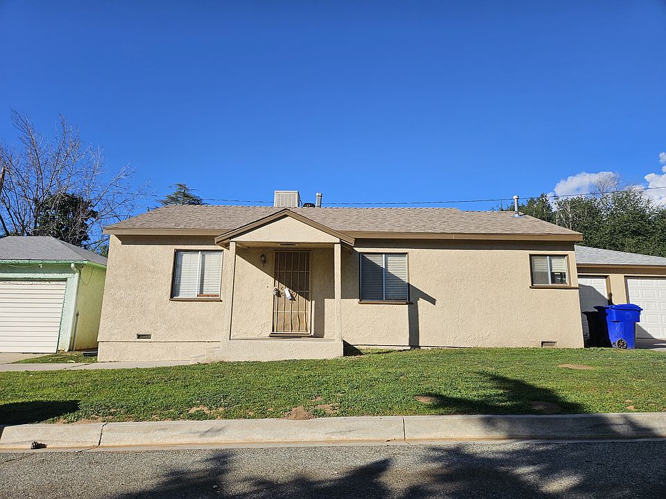 1st image of 12848 California St