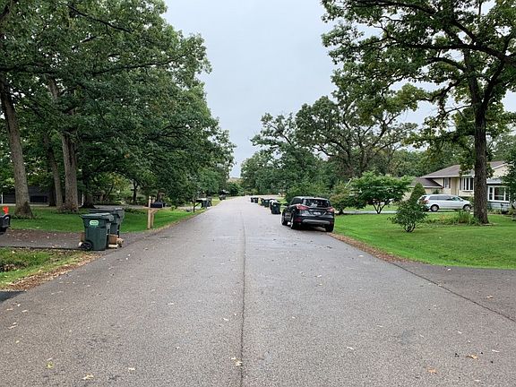 5th image of 241 Ironwood Dr