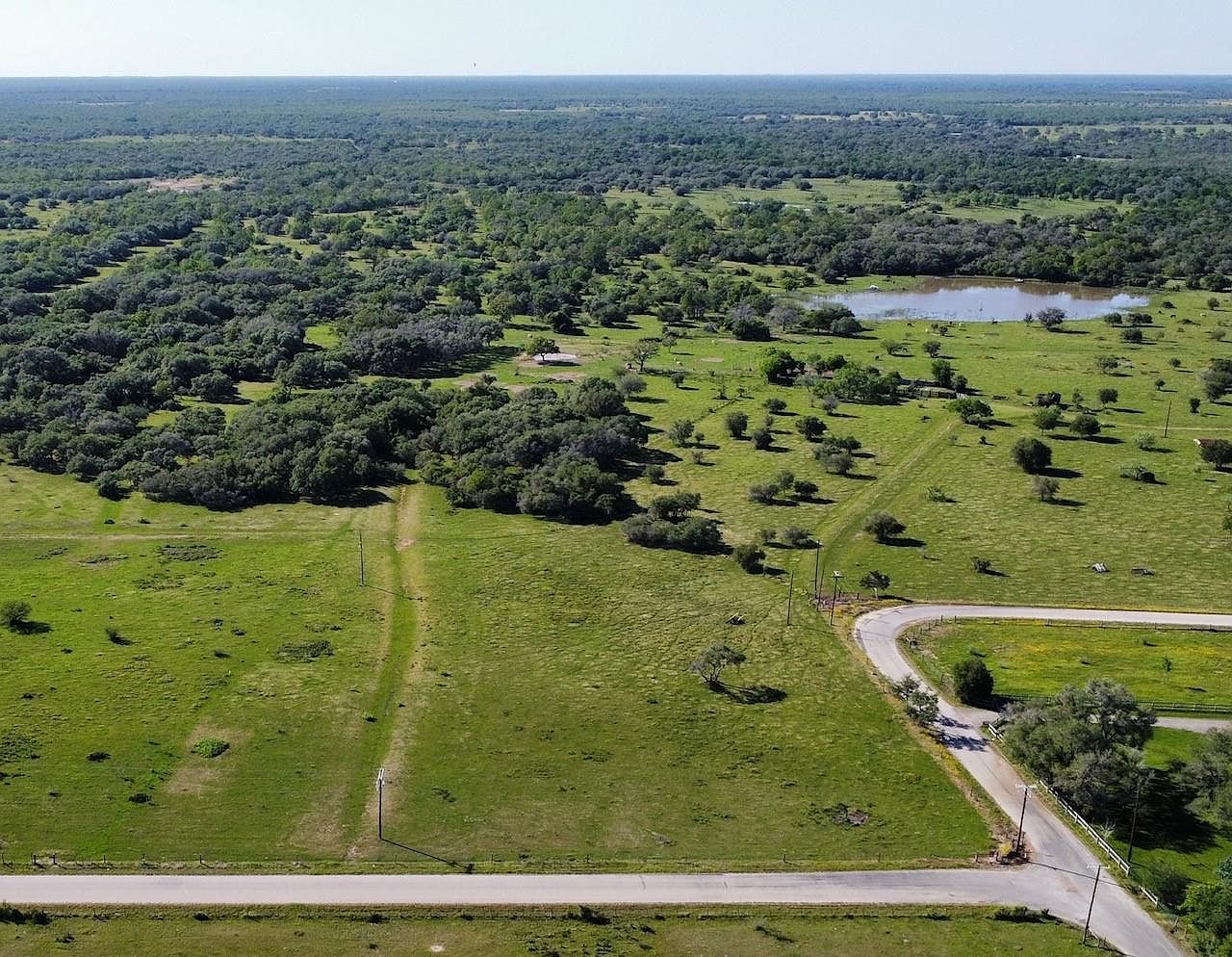 2995 Fordtran Rd, Yoakum, TX 77995 MLS 17834534 Zillow