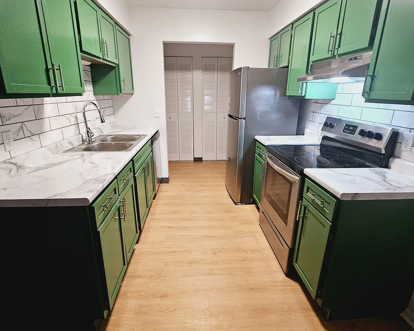 Sugarbush Apartments — Photo 3