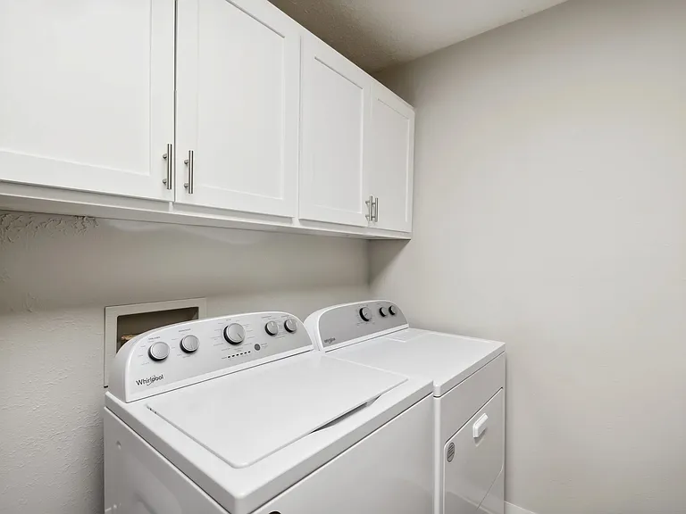 In-unit Washer Dryer