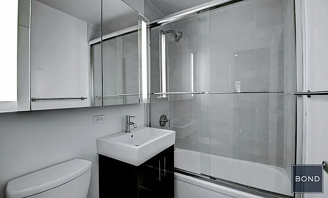 Rented by Bond New York | media 48