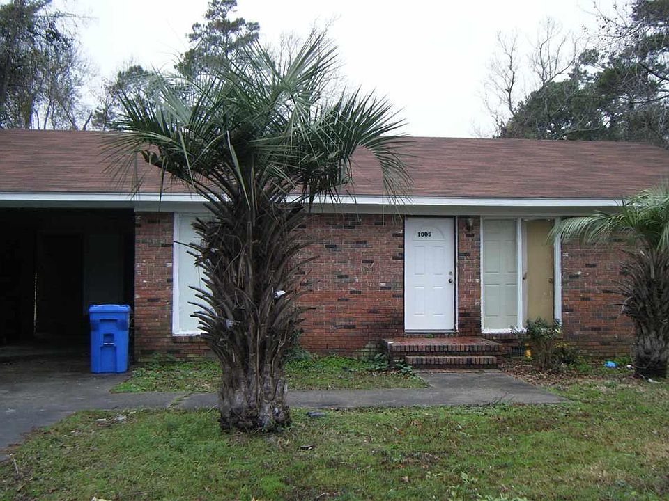 1st image of 1005 3rd Ave N