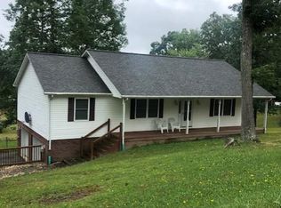 241 Briarwood Dr, Shady Spring, WV 25918