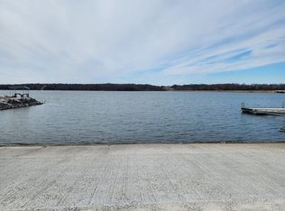 Gazell Ave, Excello, MO 65247