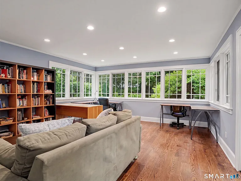 46 Valleywood Rd — Photo 15