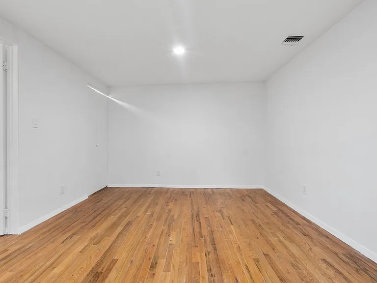 109 Grand Ave #1A — Photo 25