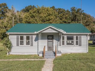 1685 Main St, Sneedville, TN 37869