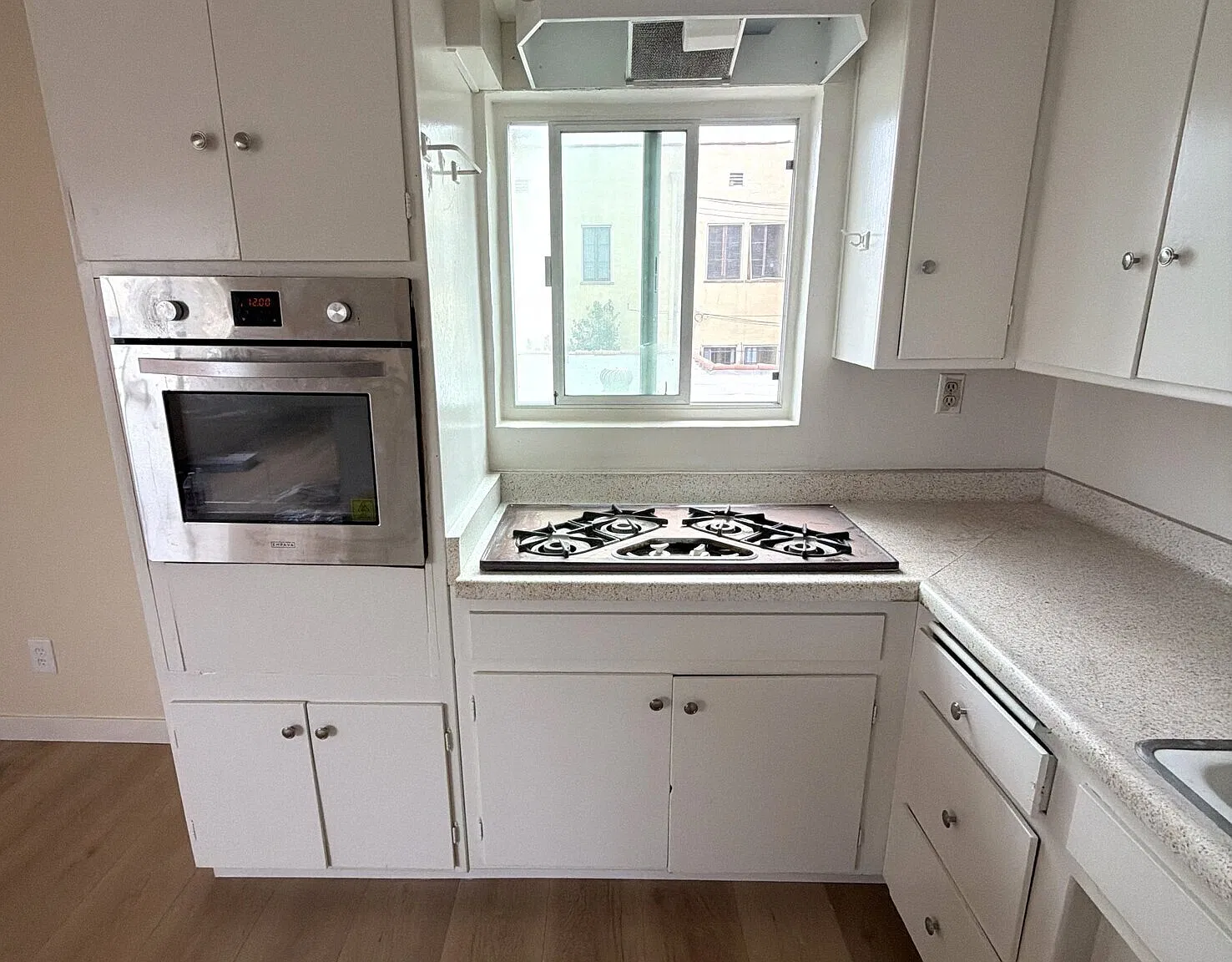 366 N Spaulding Ave #9, Los Angeles, CA 90036 — Photo 3