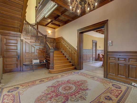 3rd image of 2312 Park Ave