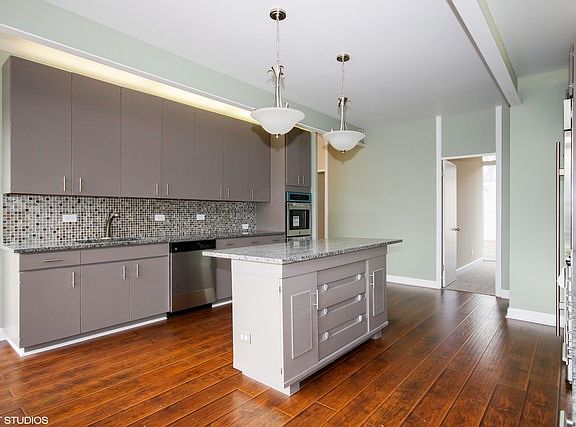 5th image of 2506 Oakwood Dr