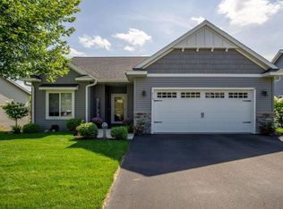 214 Club View Ln, Altoona, WI 54720