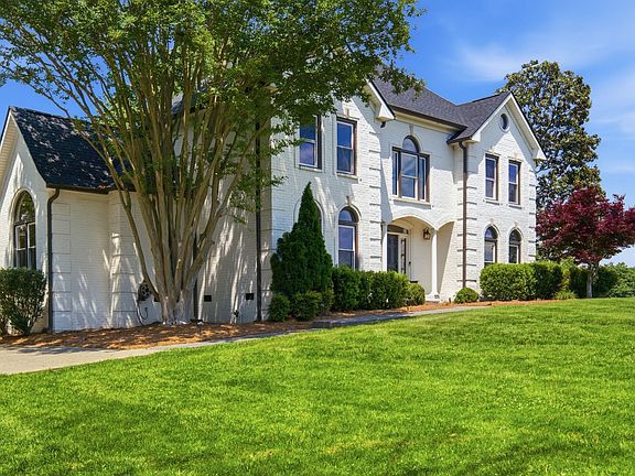 5th image of 424 Martingale Dr
