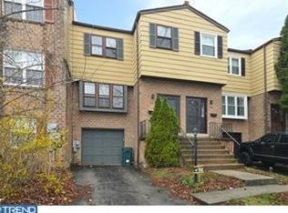 2155 Birch Dr, Lafayette Hill, PA 19444