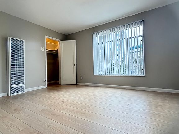 2nd image of 1907 E 30th St #202