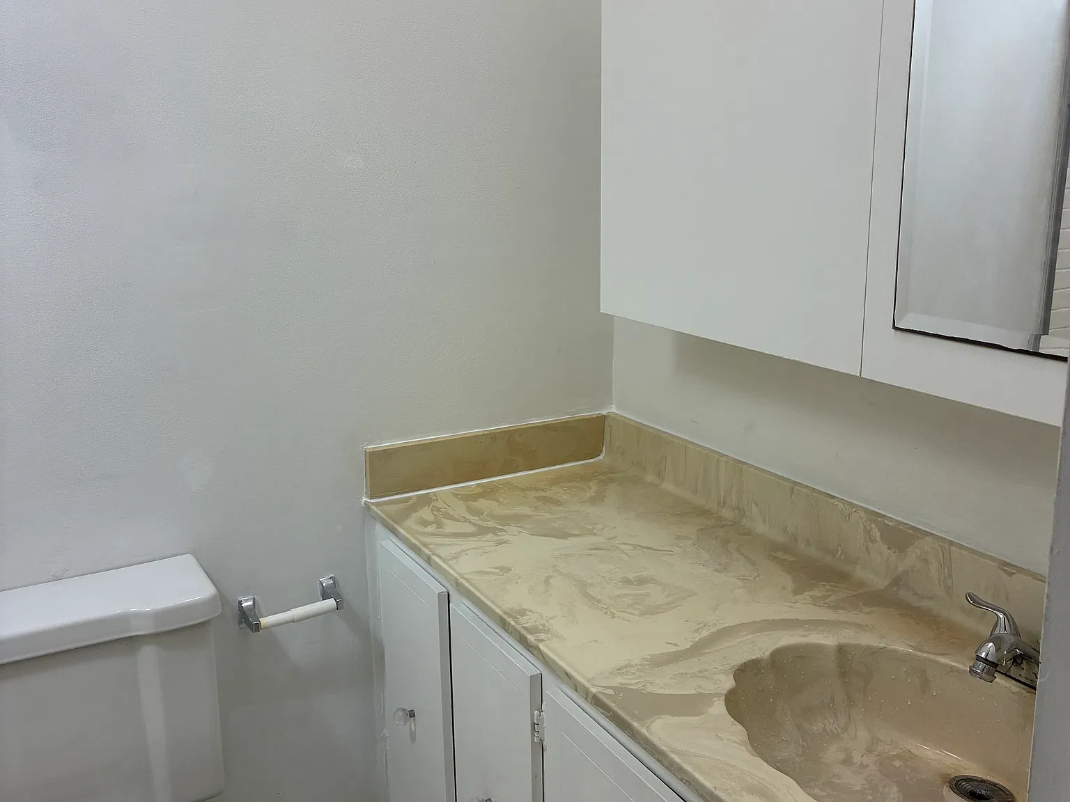 1 bed, 1.5 bath, 620 sqft, $1,800 — Photo 3