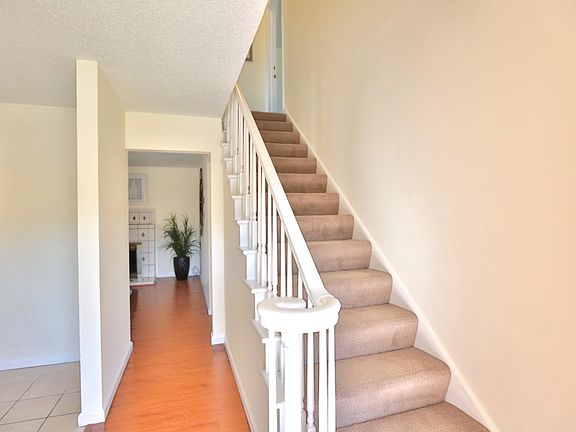 4th image of 3115 Drywood Ln