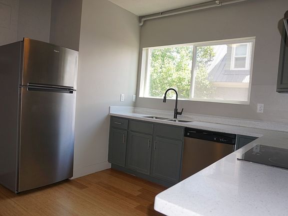 4th image of 1375 S 900 E APT 1