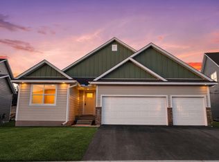 7329 Agate Trl, Inver Grove Heights, MN 55077
