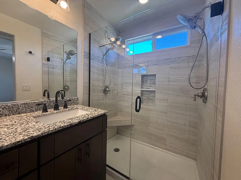 1357 Burgundy Dr — Photo 36