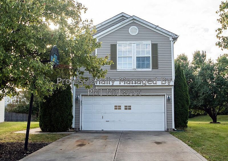 1st image of 4545 Connaught Dr E