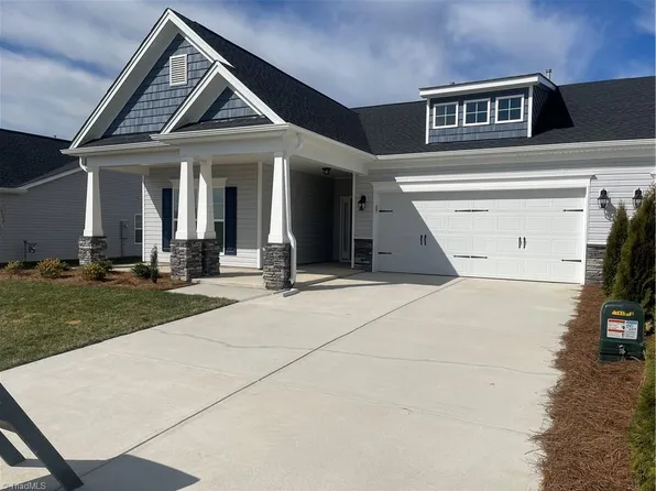 6613 Knob Creek Dr #670, Whitsett, NC 27377