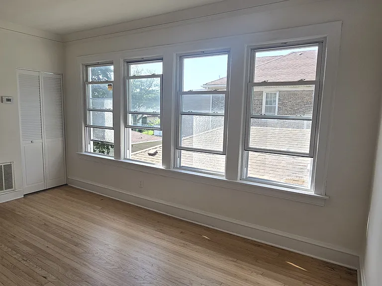 8751 S Loomis St #2 — Photo 8
