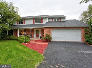 1321 Springville Rd, East Earl, PA 17519