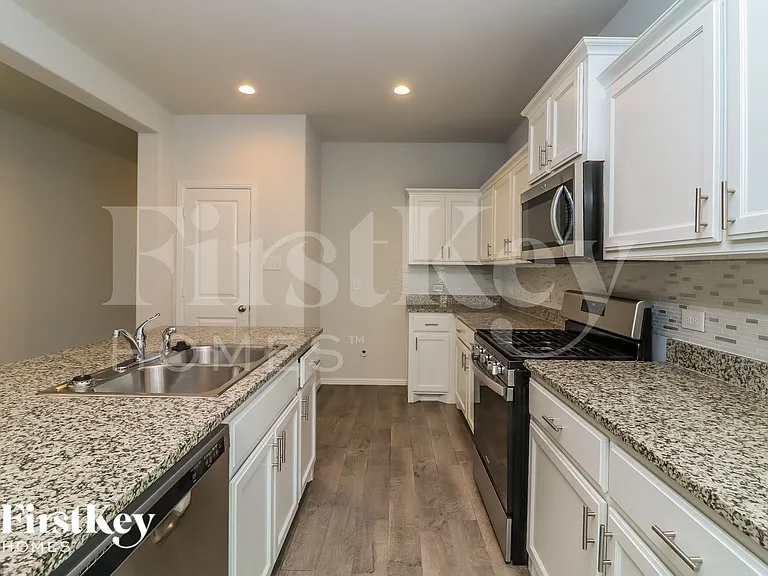 2212 Blythwood Trl — Photo 6