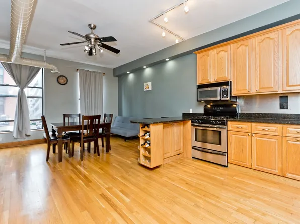 842 W Adams St Floor 3, Chicago, IL 60607