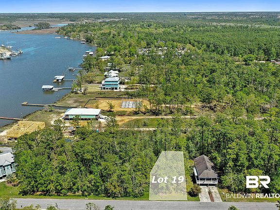 5th image of Skiff Ln