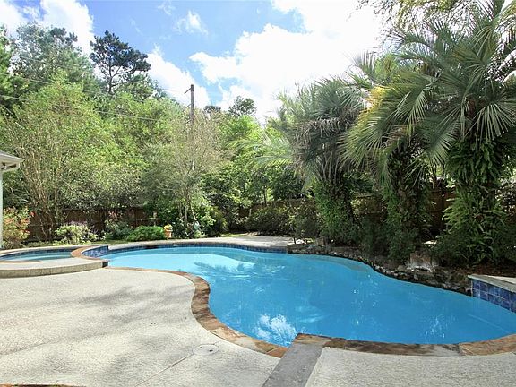 2nd image of 2503 Cherry Glen Ct