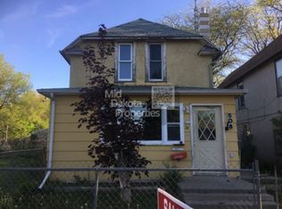 508 W 2nd Ave, Mitchell, SD 57301