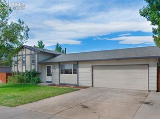 4710 Bunchberry Ln, Colorado Springs, CO 80917