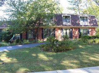 608 Claymont Estates Dr, Chesterfield, MO