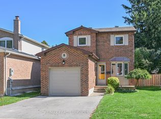 8 Oleander Cres, Brampton, ON L6Z2C2