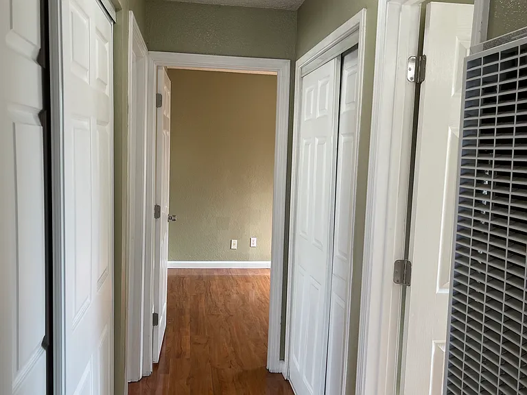 1594 Crucero Dr #4 — Photo 6