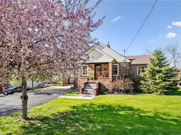 301 Kenyon Ave, Des Moines, IA 50315