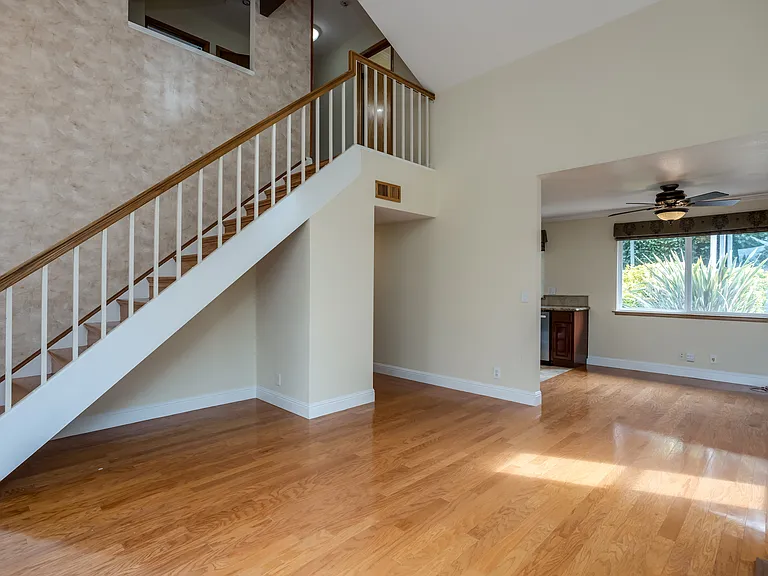 2256 Emerald Hills Cir — Photo 4